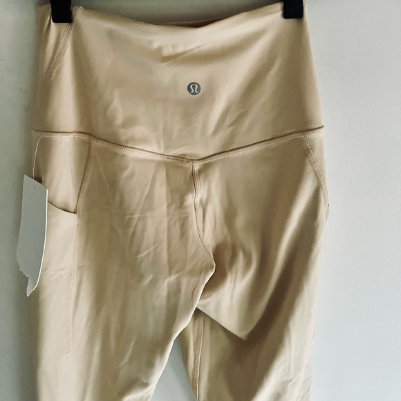 - lululemon Align™ High-Rise Pant 25" w/ Pockets in Butter Yellow sz 4 - Picture 4 of 12